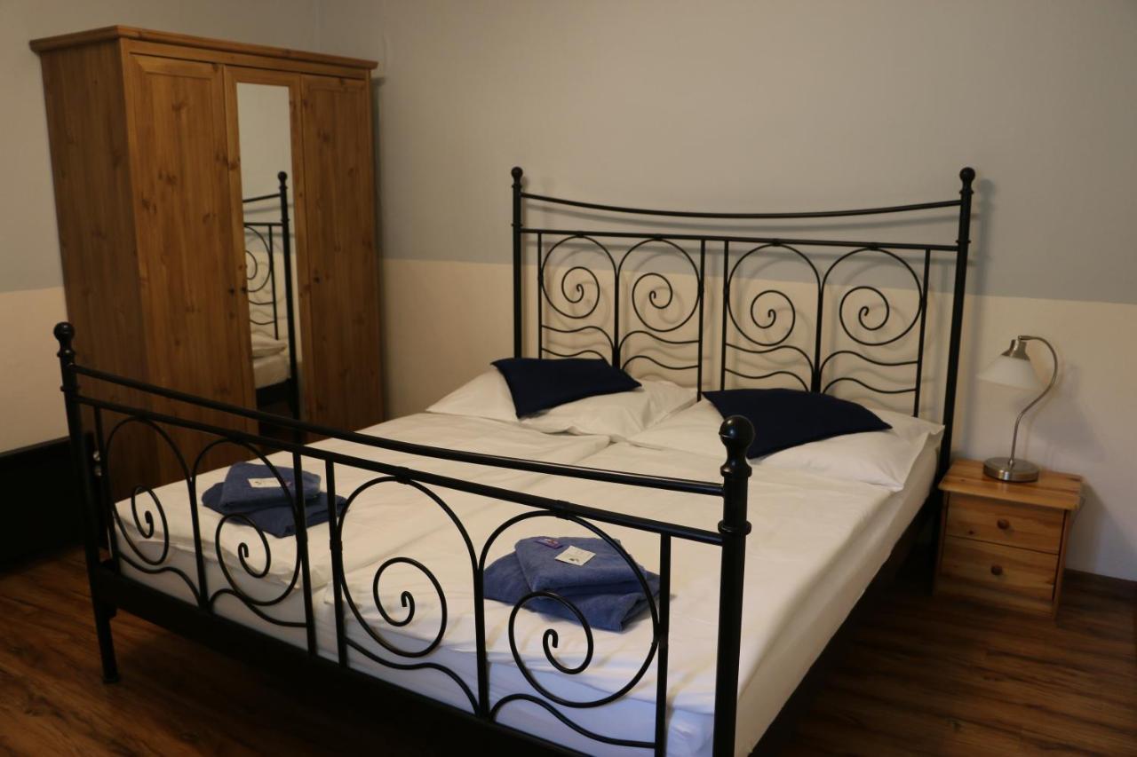 Penzion 4 Dvory Ceske Budejovice Exterior foto